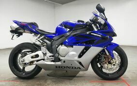 HONDA CBR1000RR 2005 SC57