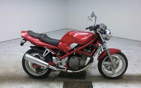 SUZUKI BANDIT 250 GJ74A