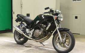 SUZUKI BANDIT 250 GJ74A