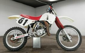 YAMAHA YZ125 2VN