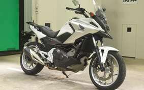 HONDA NC750X LD 2016 RC90