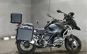 BMW R1250GS ADVENTURE 2021 0M11