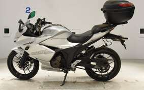 SUZUKI GIXXER 250 SF ED22B