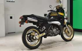 YAMAHA TDR250 2YK