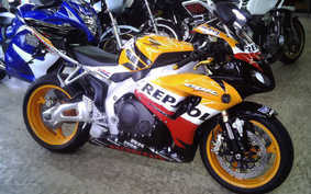 HONDA CBR1000RR 2007 SC57