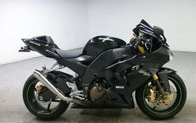 KAWASAKI ZX 10 NINJA R 2004 ZXT00C011144