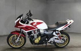 HONDA CB1300SB SUPER BOLDOR 2006 SC54