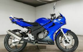 HONDA CBR125R JC34