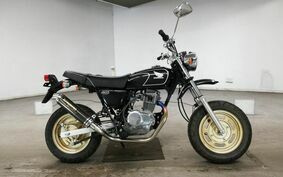 HONDA APE 100 HC07