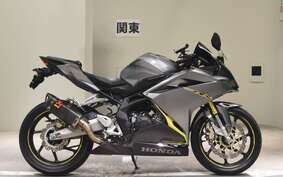 HONDA CBR250RR MC51