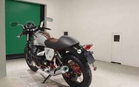 MOTO GUZZI V7 RACER 2013