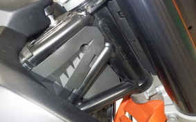KTM 990 SUPERMOTO 2011 VS940