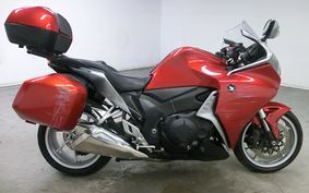 HONDA VFR1200F 2010 SC63