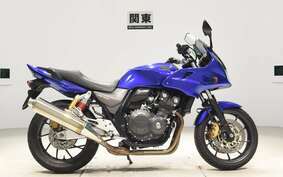 HONDA CB400 SUPER BOLDOR VTEC A 2015 NC42