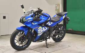 SUZUKI GSX250RA DN11A