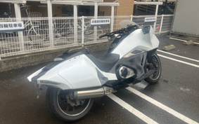 HONDA NM4 VULTUS -02 2014 RC82