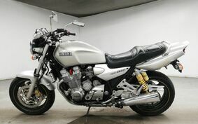 YAMAHA XJR1300 1998 RP01J