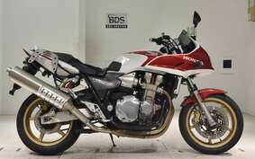 HONDA CB1300SB SUPER BOLDOR A 2006 SC54