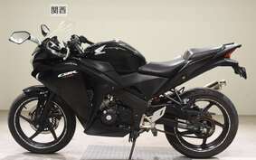 HONDA CBR125R JC50