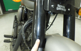 ROYAL ENFIELD CLASSIC 2022