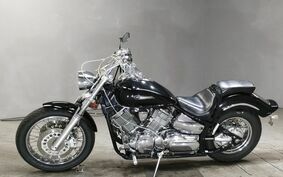 YAMAHA DRAGSTAR 1100 2003 VP13J