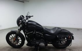 HARLEY XL883NI 2011 LE2