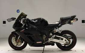 HONDA CBR1000RR 2005 SC57