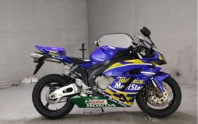 HONDA CBR1000RR SC57