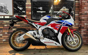 HONDA CBR1000RR 2015 SC59