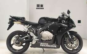 HONDA CBR1000RR 2006 SC57