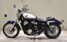 HONDA VT750S 2011 RC58