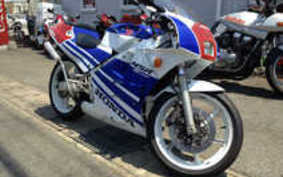 HONDA NSR250R MC18