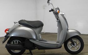 HONDA CREA SCOOPY I AF55