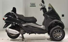 PIAGGIO MP3 250