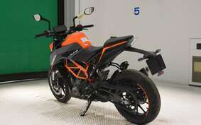 KTM 390 DUKE 2024