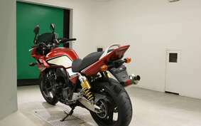 HONDA CB400 SUPER BOLDOR VTEC 2010 NC42