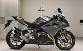 HONDA CBR250RR MC51