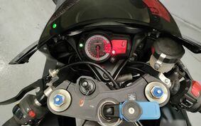 SUZUKI GSX-R750 2012 CW111