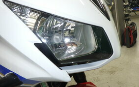 HONDA CBR250R GEN 3 MC41