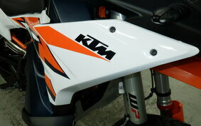 KTM 890 ADVENTURE	 R 2024