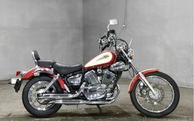 YAMAHA VIRAGO 250 S 3DM