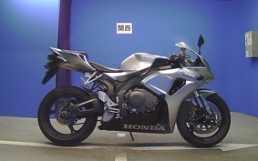 HONDA CBR1000RR 2007 SC57