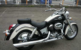 HONDA SHADOW 750 1997 RC44