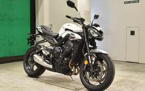 TRIUMPH STREET TRIPLE R 2023