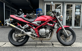 SUZUKI BANDIT 250 GJ77A