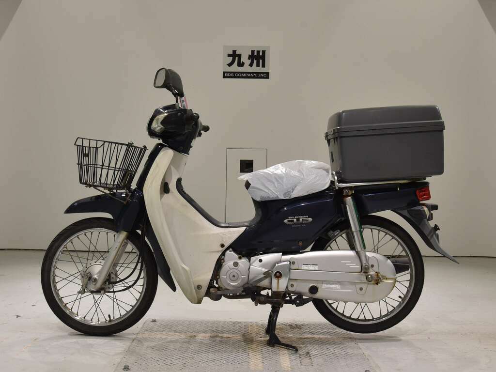 Honda super cub aa04