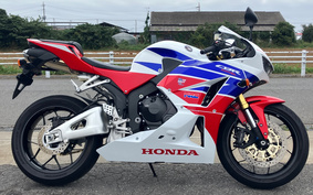 HONDA CBR600RR 2014 PC40