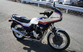 HONDA CBX550F INTEGRA PC04