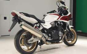 HONDA CB1300SB SUPER BOLDOR A 2010 SC54