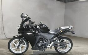 HONDA CBR250R MC41